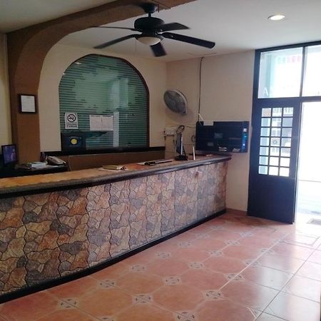Oyo Hotel Plaza Veracruz Centro Historico エクステリア 写真