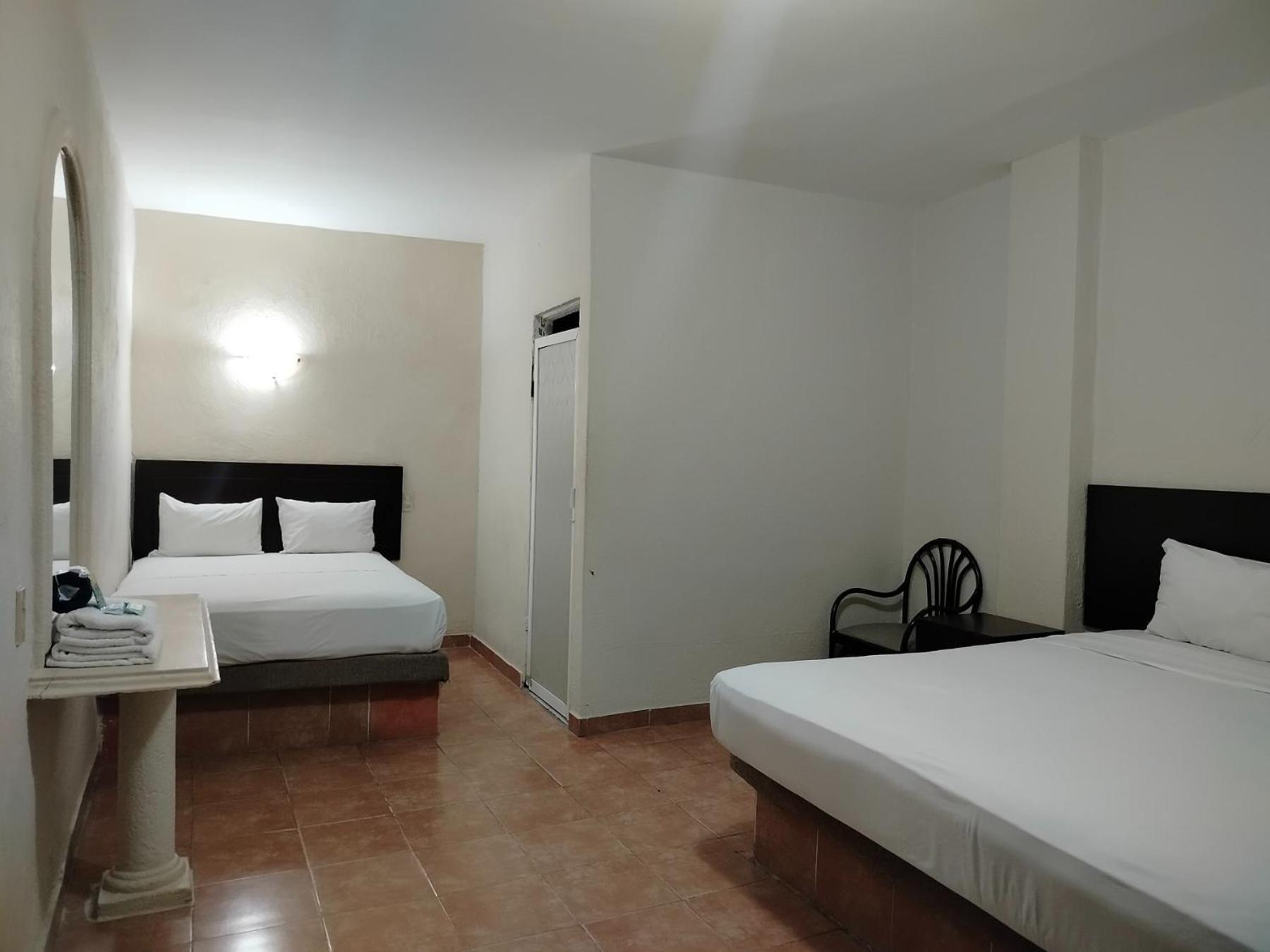Oyo Hotel Plaza Veracruz Centro Historico エクステリア 写真
