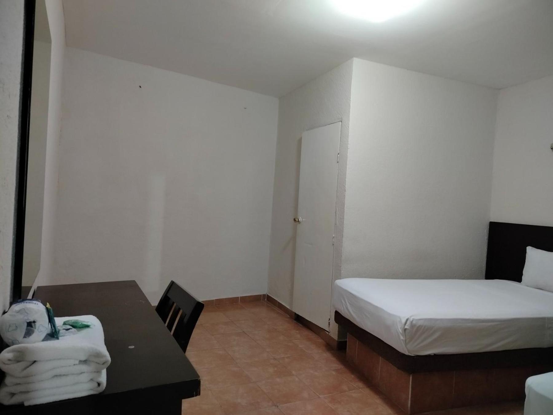 Oyo Hotel Plaza Veracruz Centro Historico エクステリア 写真